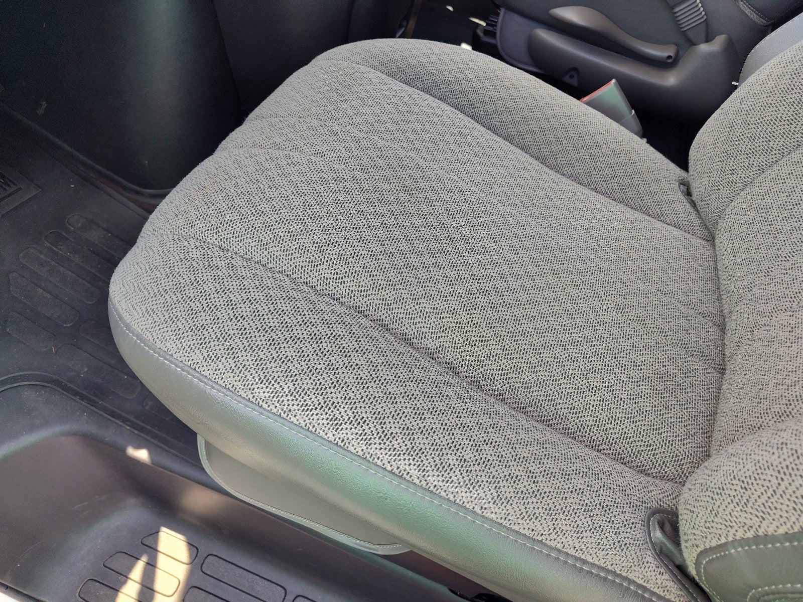2017 Chevrolet Express Passenger 2500 LT