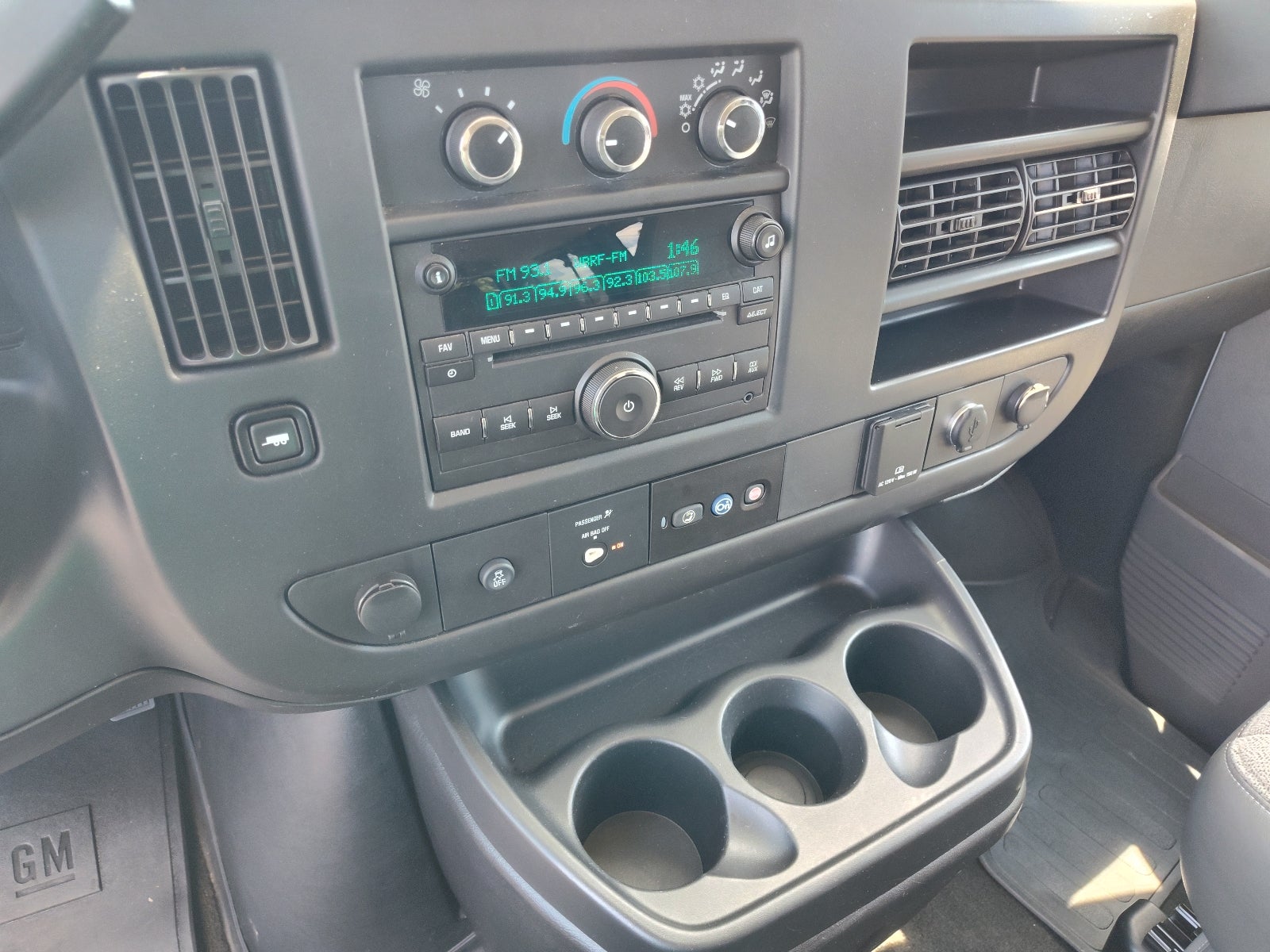 2017 Chevrolet Express Passenger 2500 LT