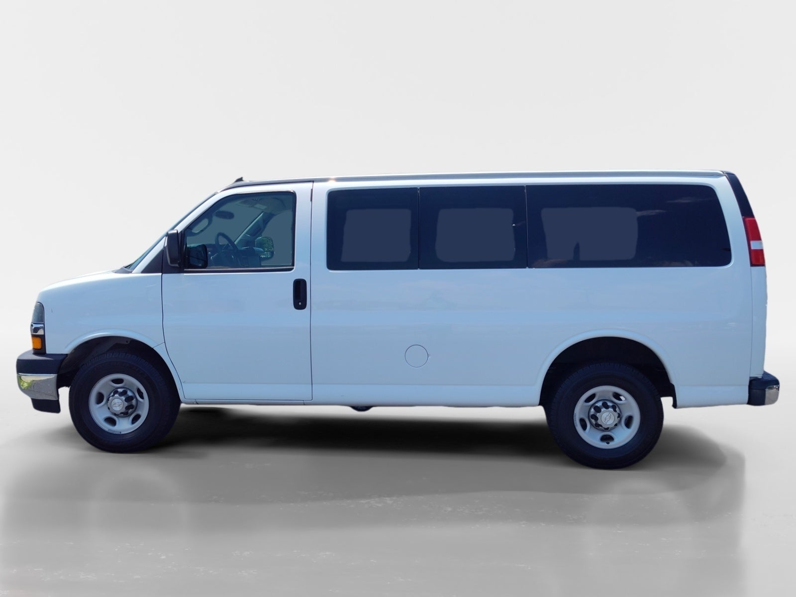 2017 Chevrolet Express Passenger 2500 LT