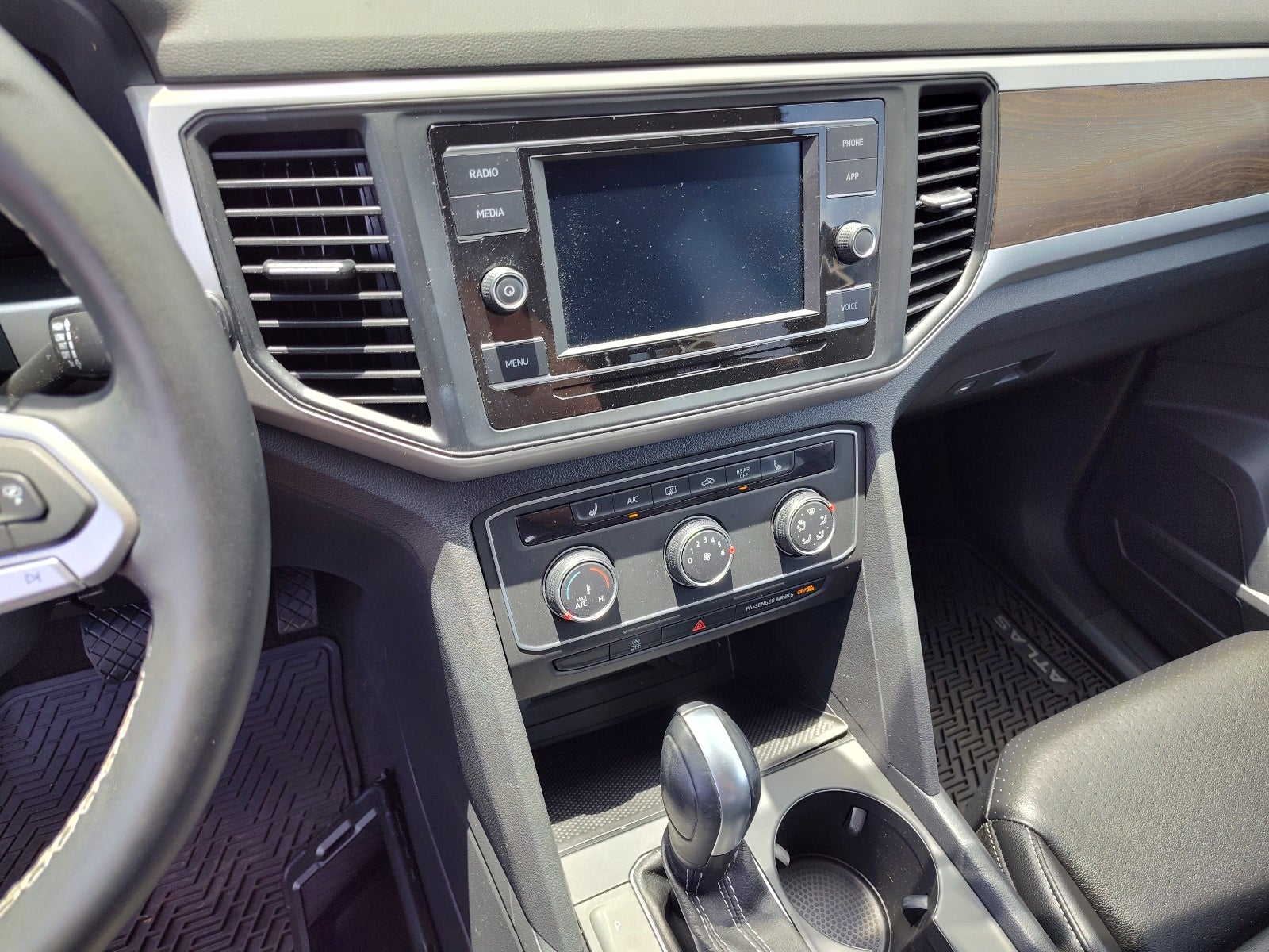 2022 Volkswagen Atlas 2.0T SE