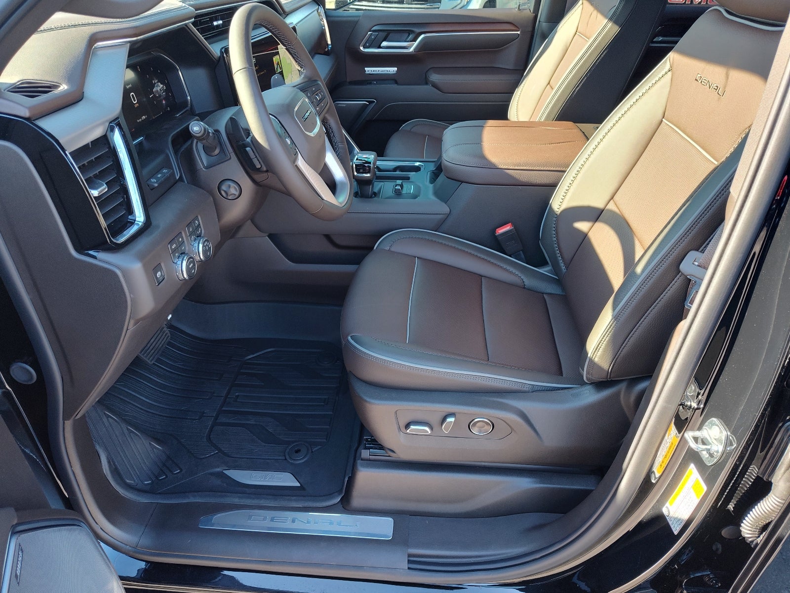 2026 GMC Sierra 1500 Denali - Photo 8