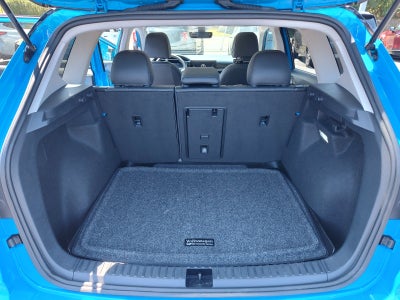 2025 Volkswagen Taos SE Black