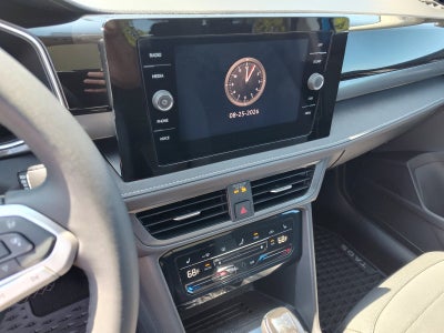 2025 Volkswagen Taos SE Black