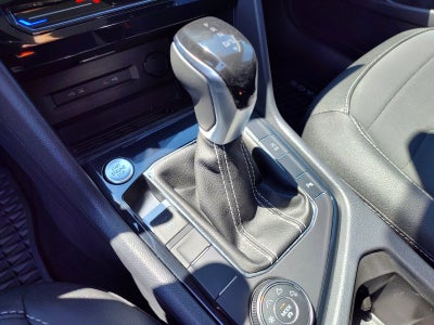 2025 Volkswagen Taos SE Black