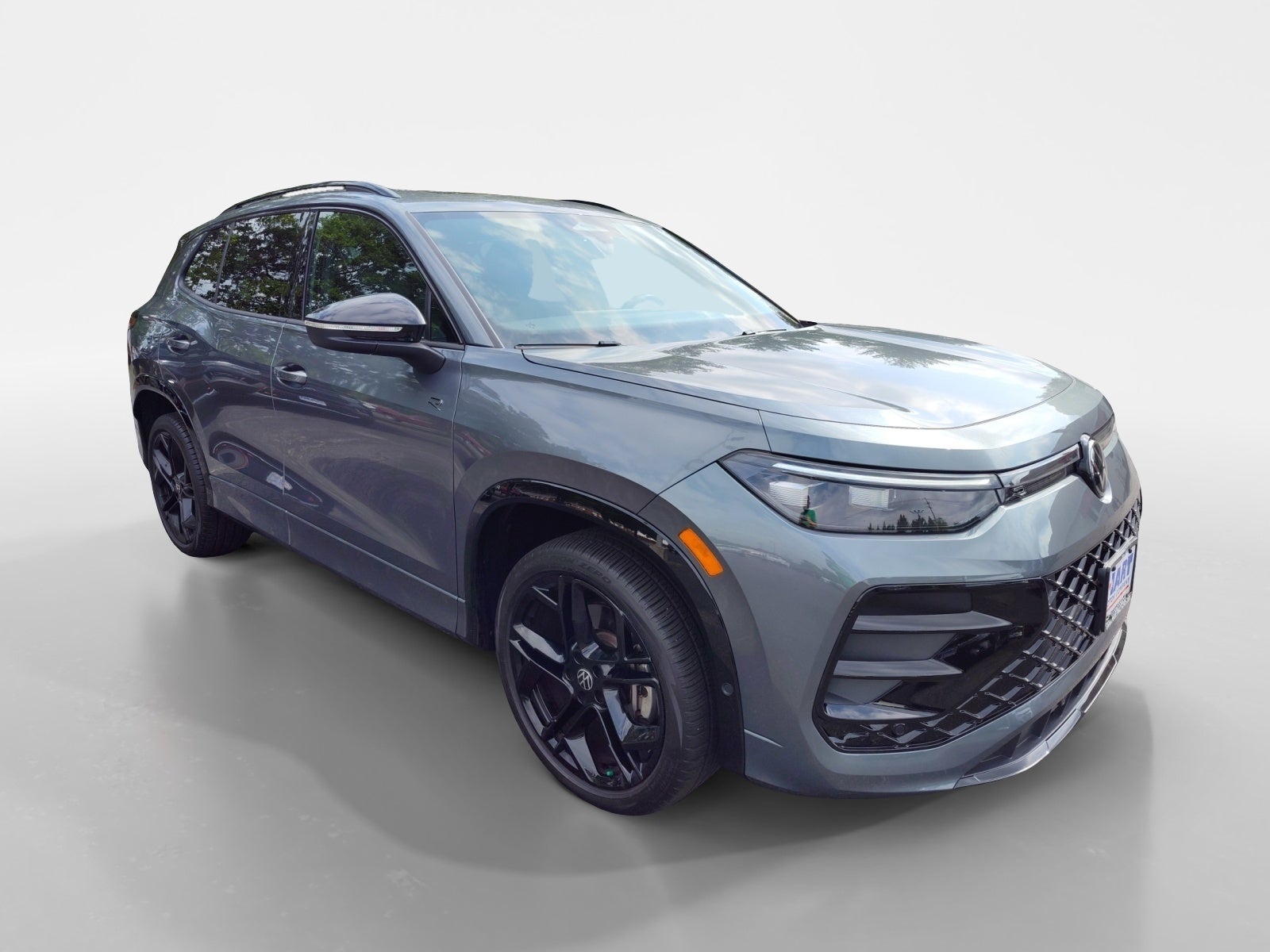 2025 Volkswagen Tiguan SE R-Line Black