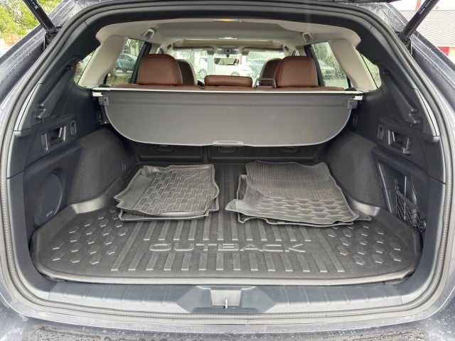 2022 Subaru Outback Touring