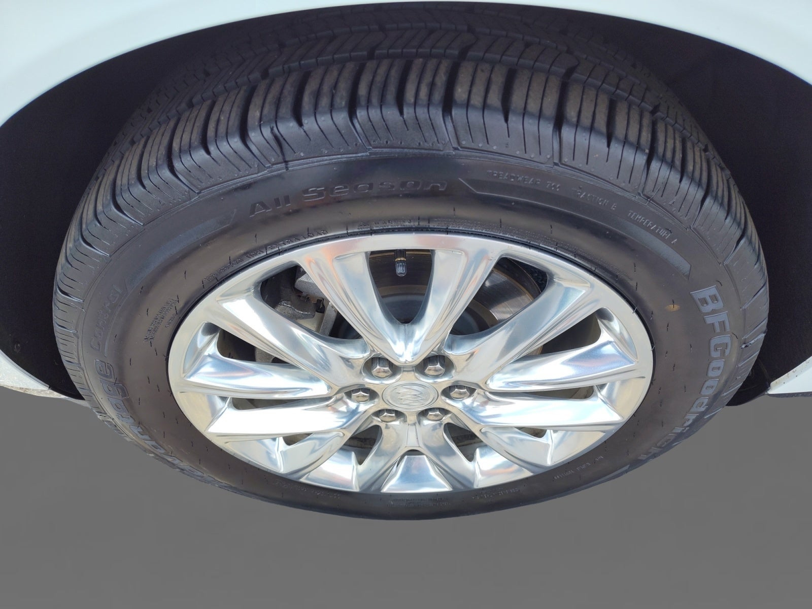 2018 Buick Enclave Essence
