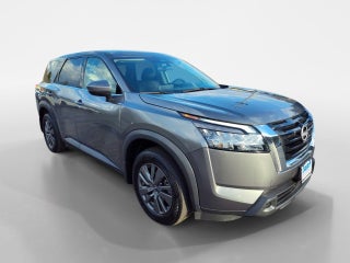 2022 Nissan Pathfinder S