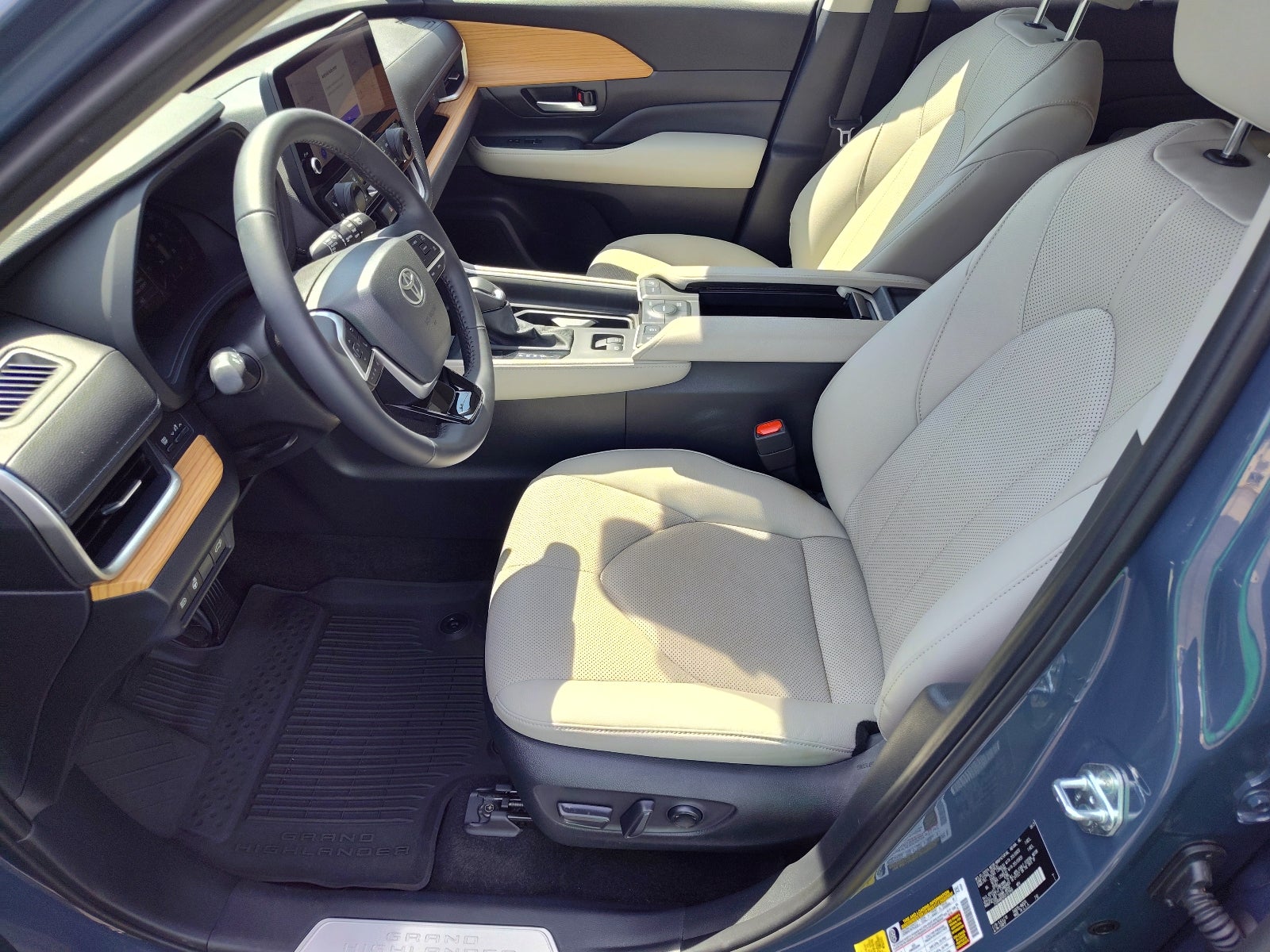 2025 Toyota Grand Highlander XLE