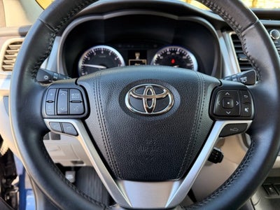 2016 Toyota Highlander Limited