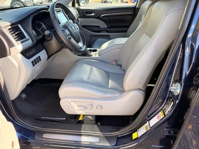 2016 Toyota Highlander Limited