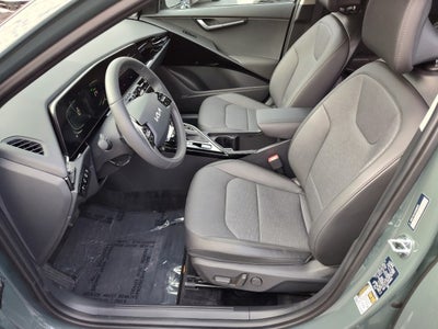 2025 Kia Niro SX