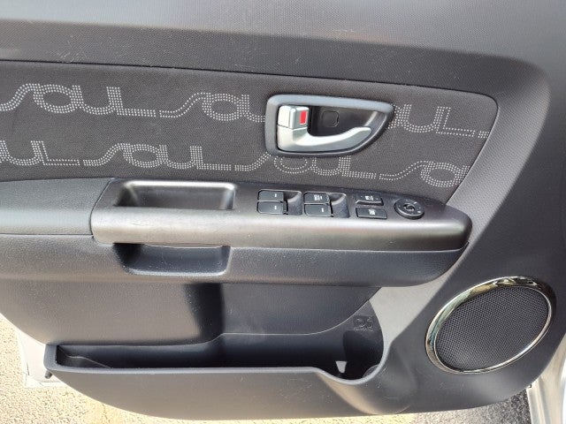 2012 Kia Soul +