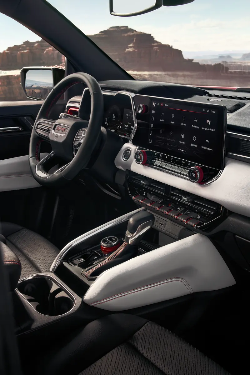 2026 GMC Canyon infotainment system at Hart Motors GMC in Salem VA